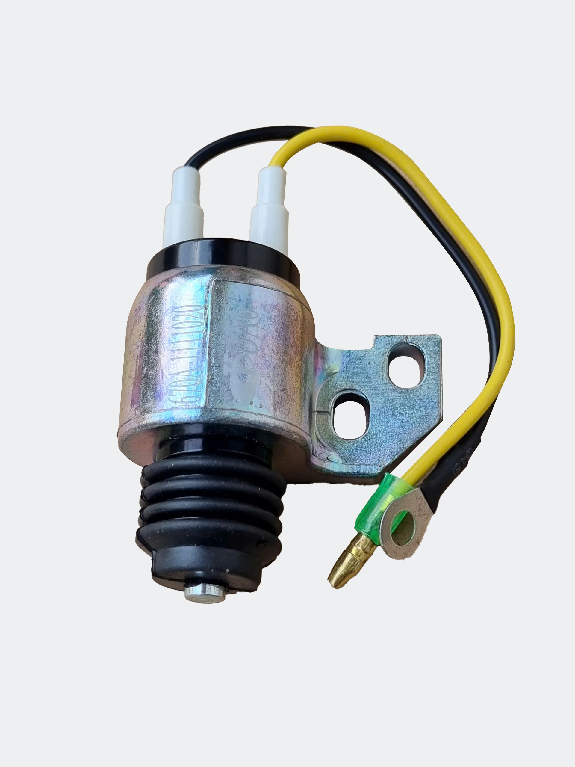 CÔNG TẮC ĐÈN HẦM MÁY - Xe Bus - BUS-TB120/TB82S/TB85S/TB79/TB95S/TB94CT(B60)/TB115CT/HB120SL/HB120S - 2024 - 670A1111020