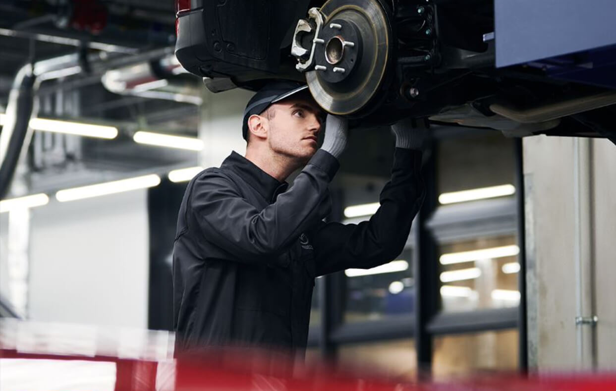 Vệ sinh sên xe Kia K3