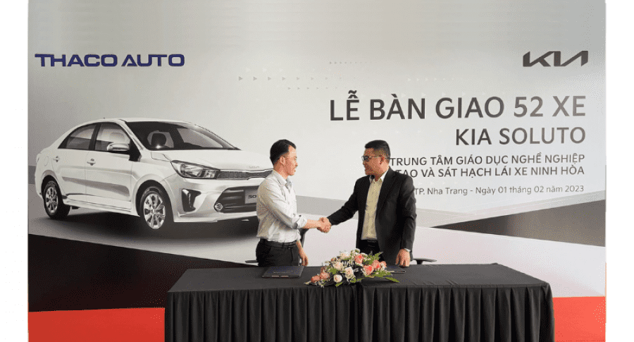THACO AUTO Khánh Hòa - bàn giao lô 52 xe KIA Soluto với tổng giá trị đầu tư hơn 20 tỷ đồng