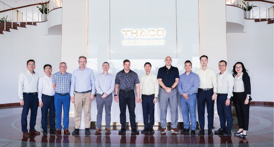 Stellantis India & Asia Pacific visits THACO AUTO